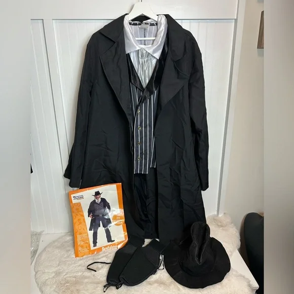 California Costumes Gunfighter Adult Costume.. Size Large (42-44) - Picture 2 of 16